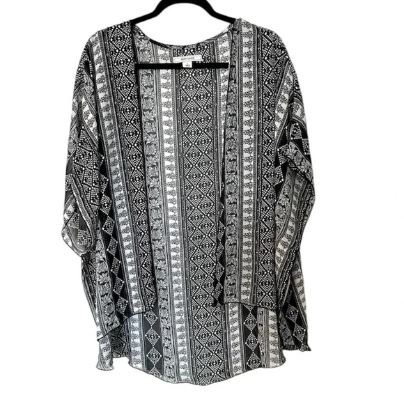 Adam Levine Women's Collection Draped Black & White Aztec Cardigan Sz L GUC - Picture 1 of 6